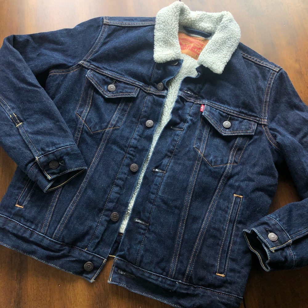 Levi’s Fleece Warm Lined Dark Denim Jean Jacket SM - Picture 1 of 5